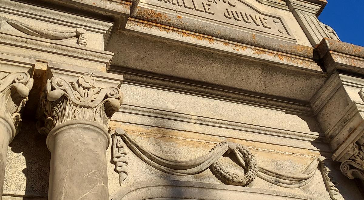 Visite guidée : Villas et tombeaux d'Aiguilles_Aiguilles Visite guidée : Villas et tombeaux d'Aiguilles_Aiguilles