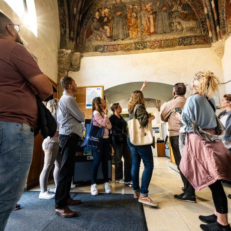 Embrun, visite guidée dans l'office du tourisme